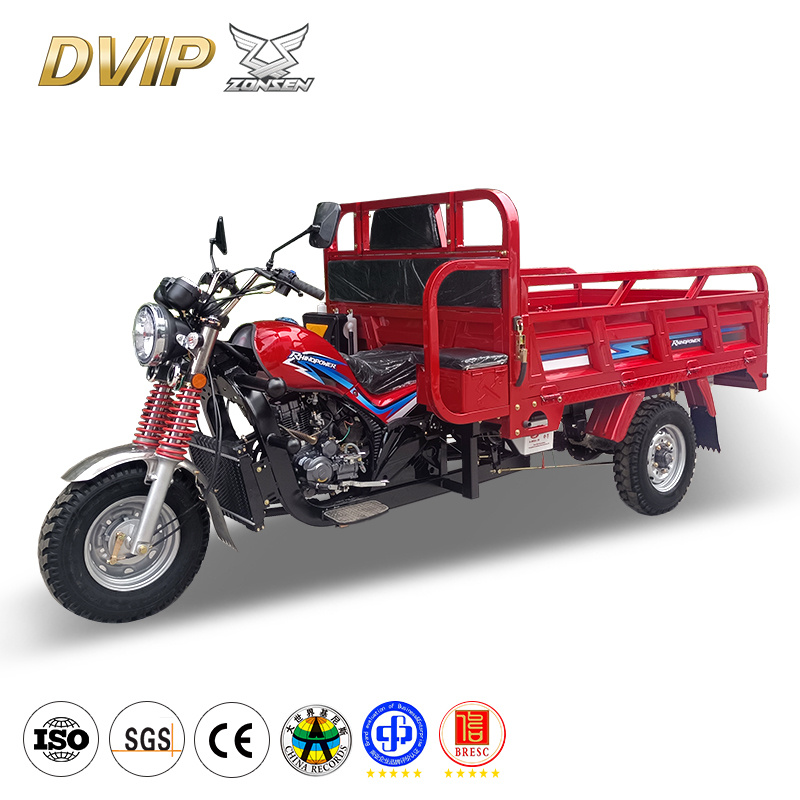 How do fuel-powered cargo tricycles handle steep slopes and heavy loads?
